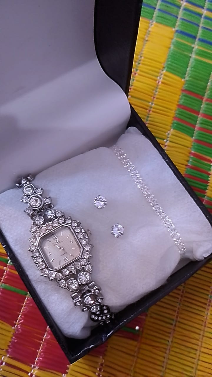 Classic 3-Piece Women's Silver-Tone Crystal Watch & Jewelry Gift Set | Includes Delicate Bracelet & Round Stud Earrings